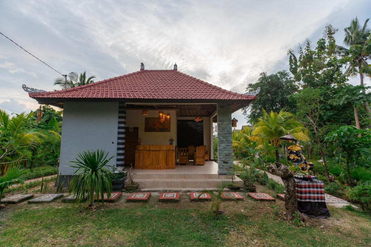 Penida Sunset Ocean View Bungalows Toyapakeh Exterior photo