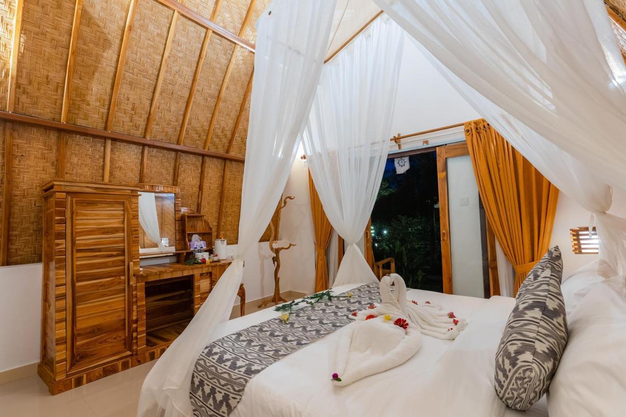 Penida Sunset Ocean View Bungalows Sakti Exterior photo